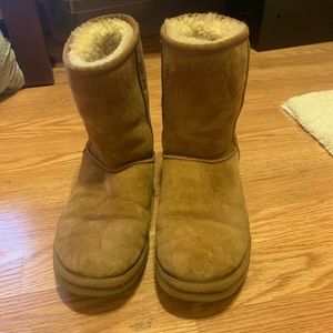 Chestnut ugh boot size 8